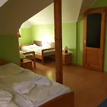 Bed & Breakfast Citadella Wellness Panzio Eger