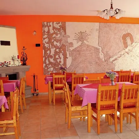 Bed & Breakfast Citadella Wellness Panzio Eger